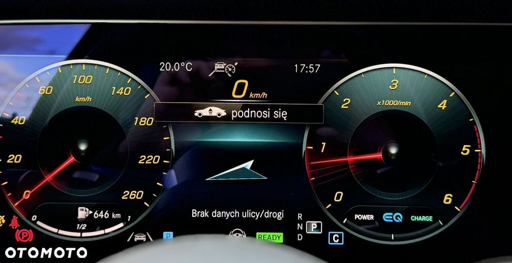Mercedes-Benz CLS 300 d 4Matic 9G-TRONIC AMG Line - 28