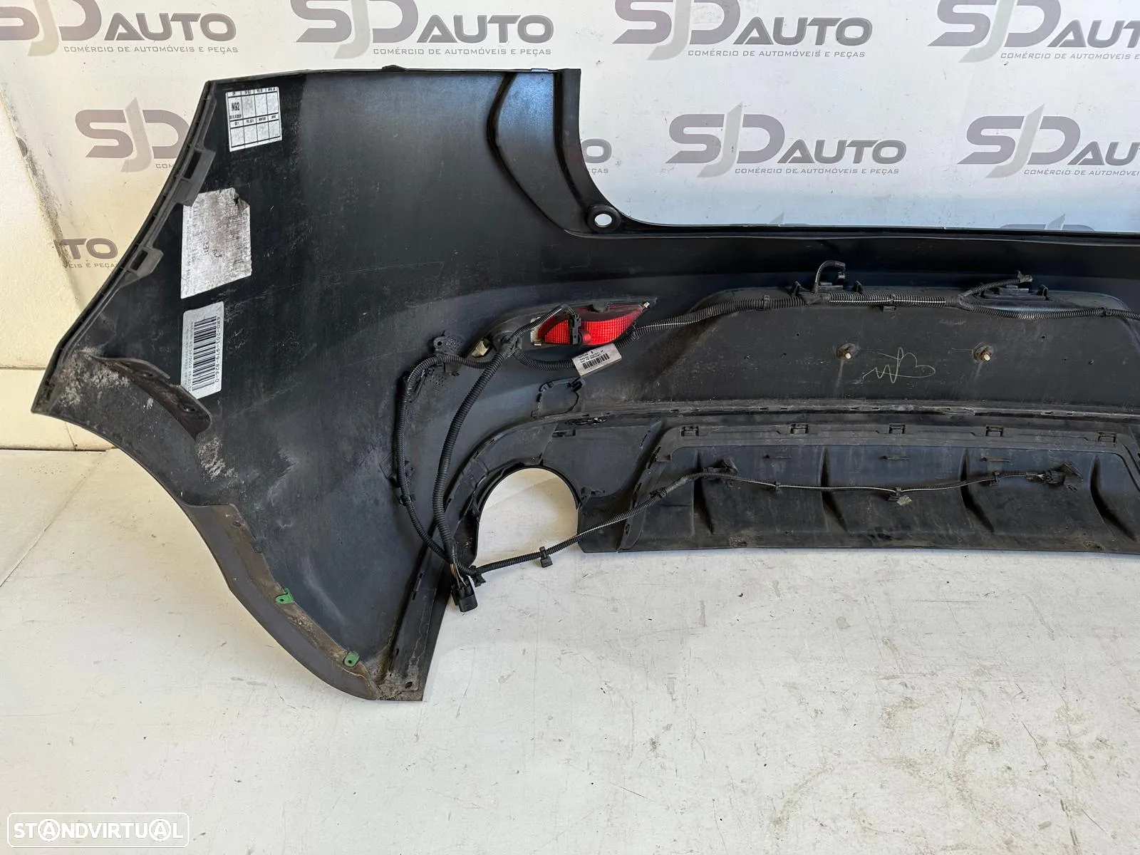 Parachoques Trás - Volvo V40 R-Design (2013) - 6