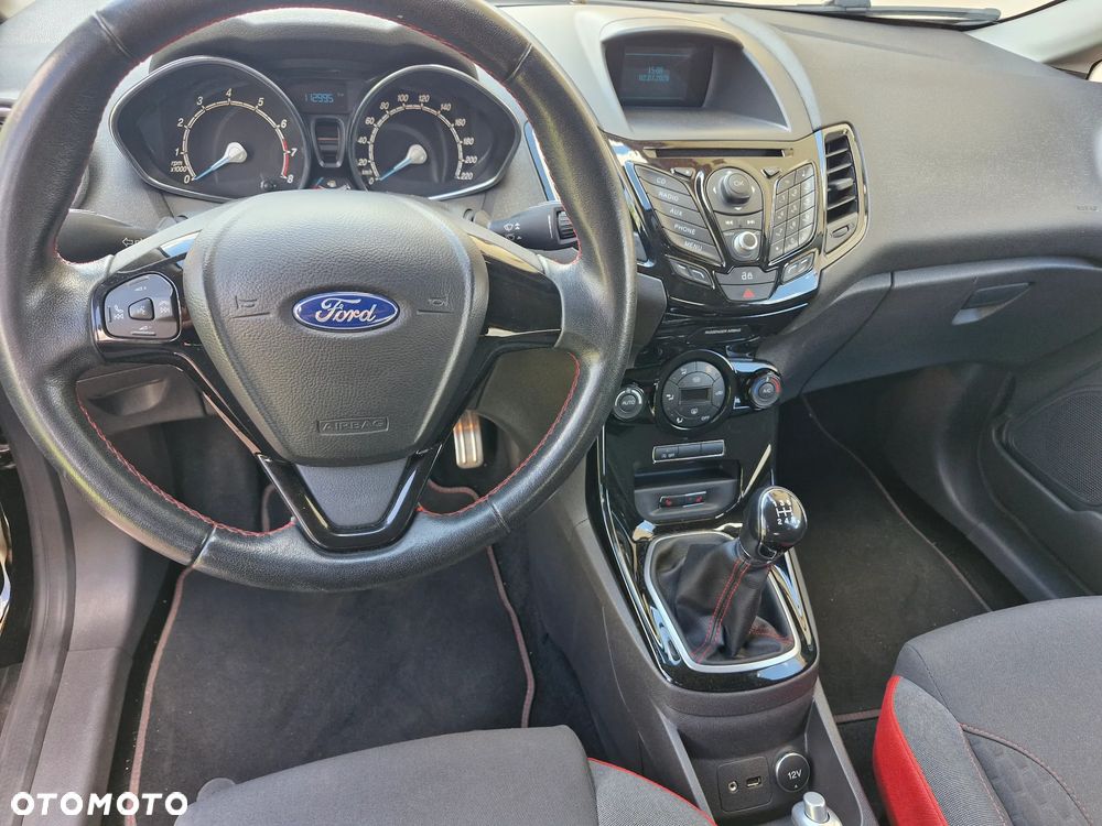 Ford Fiesta 1.0 EcoBoost STart-Stop ST-LINE - 11