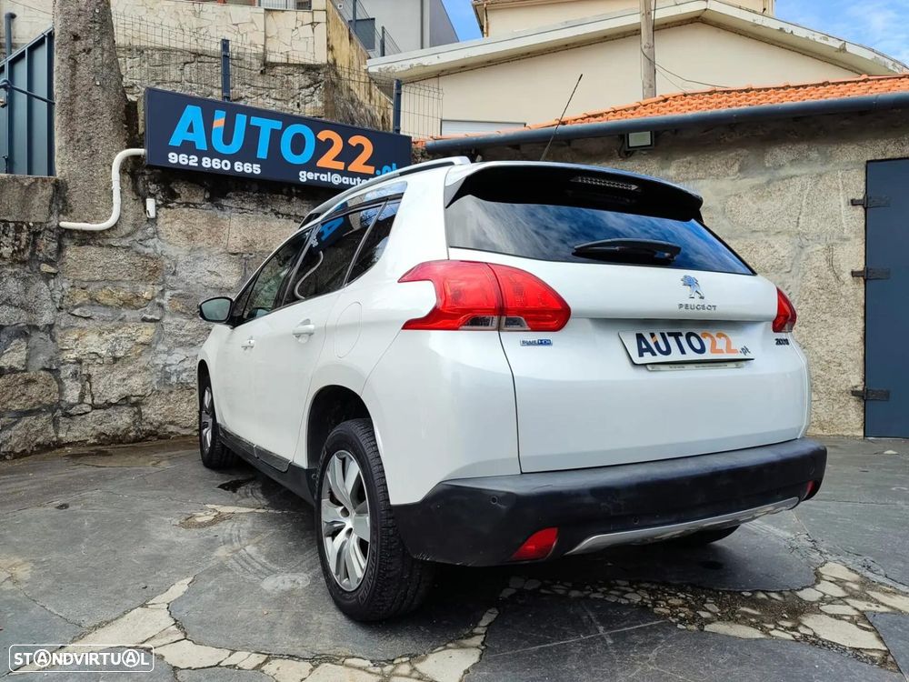 Peugeot 2008 - 4