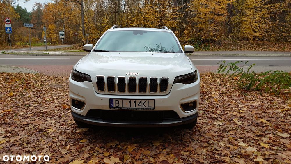 Jeep Cherokee - 3