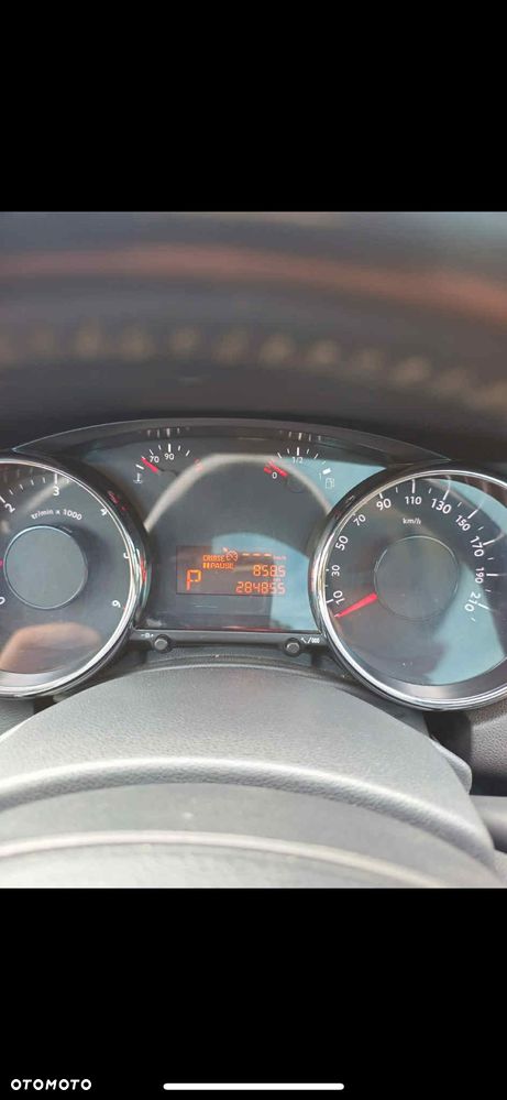 Peugeot 5008 2.0 HDi Allure - 4