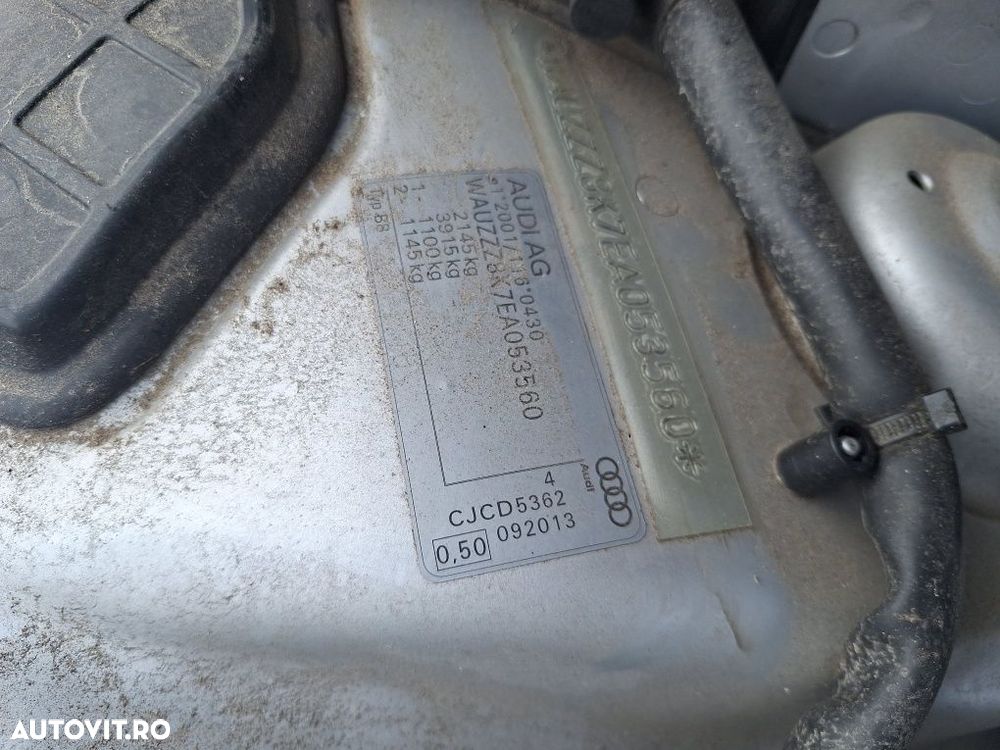 Dezmembrez Audi A4 B8,5 2.0 tdi cod motor CJCD 150cp cod culoare LX7W - 6