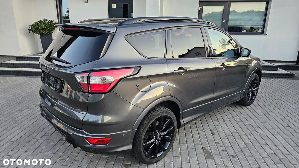 Ford Kuga 1.5 EcoBoost 2x4 ST-Line - 19