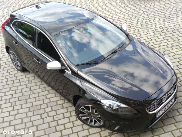 Volvo V40 D2 Drive-E R-Design Kinetic