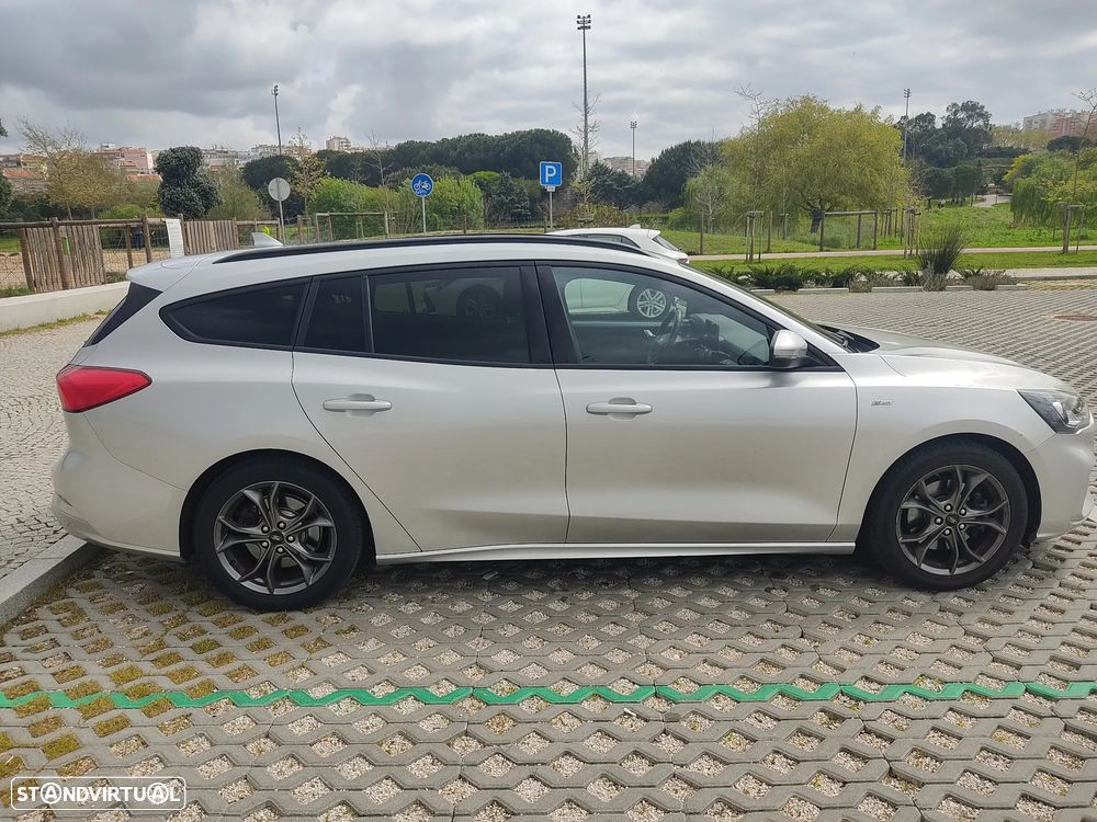 Ford Focus SW 1.0 EcoBoost ST-Line - 3