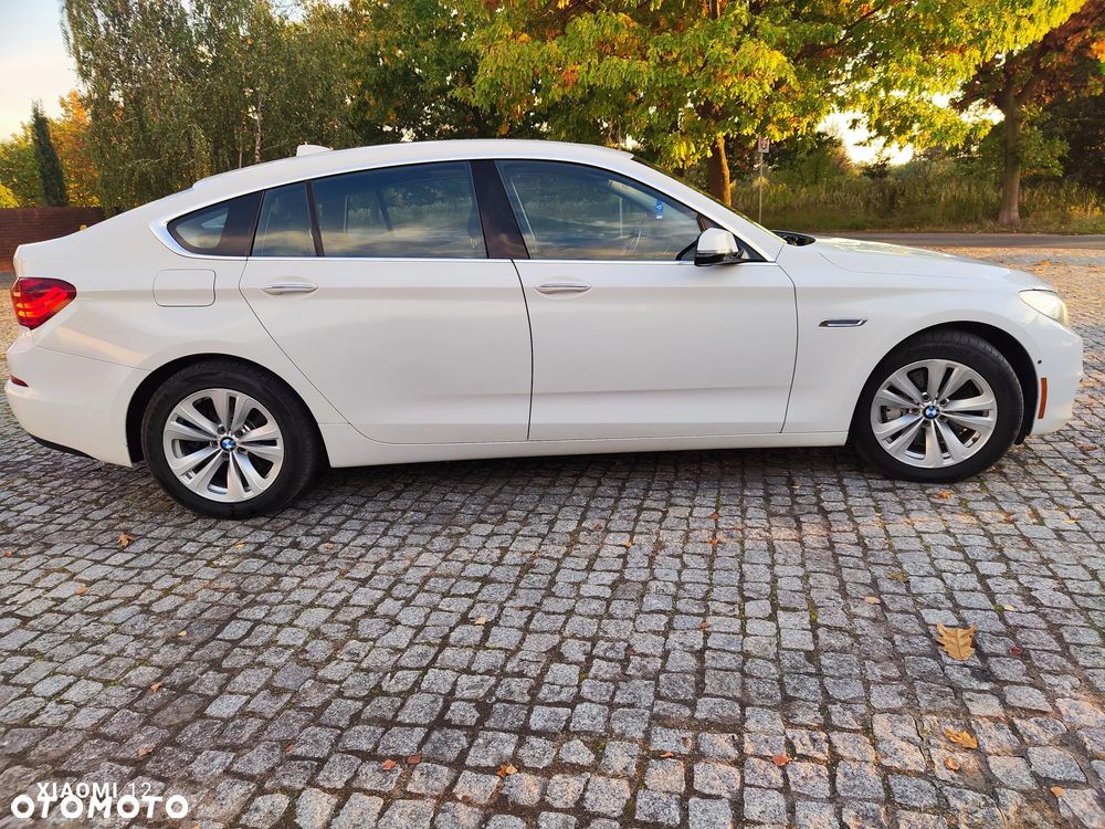 BMW 5GT - 6