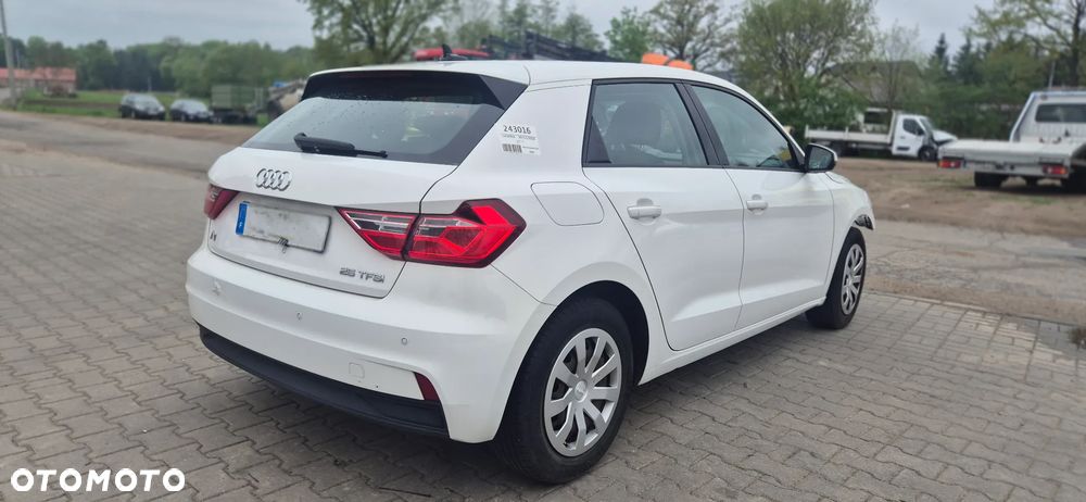 Audi A1 Sportback 25 TFSI - 3