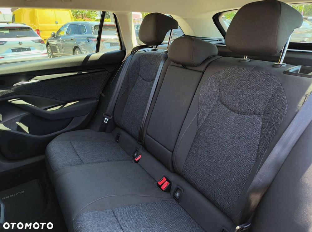Skoda Superb 2.0 TSI Essence DSG - 24