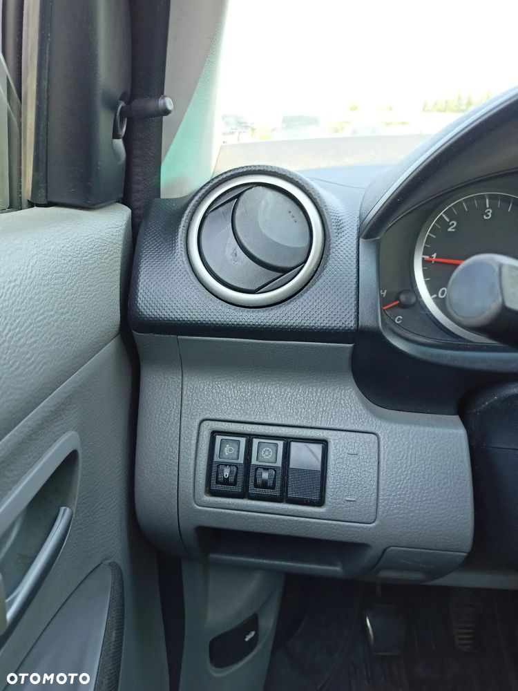 Mazda 2 - 9