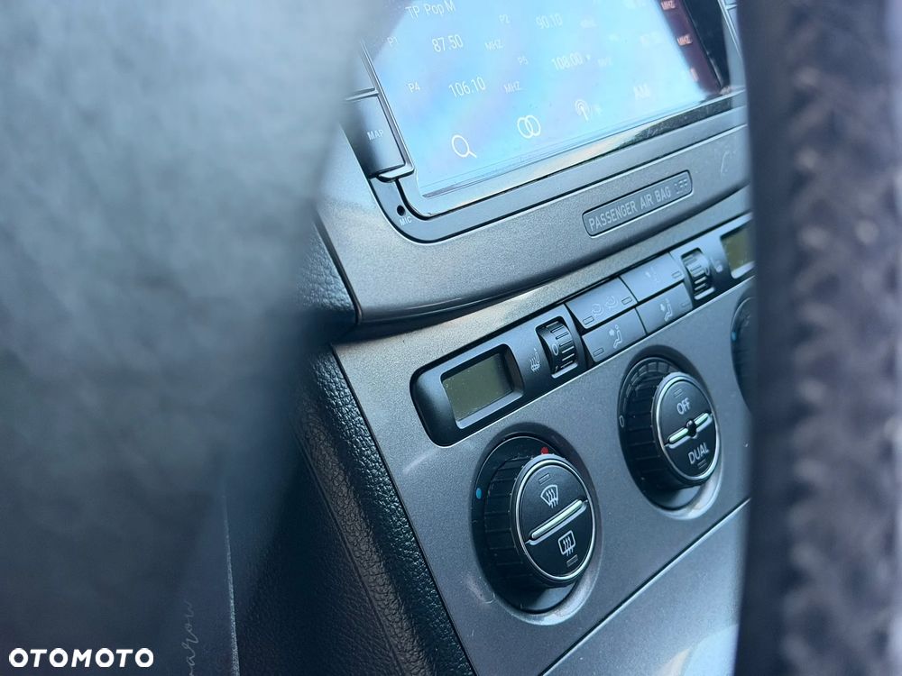 Volkswagen Passat Variant 1.9 TDI DPF Comfortline - 13
