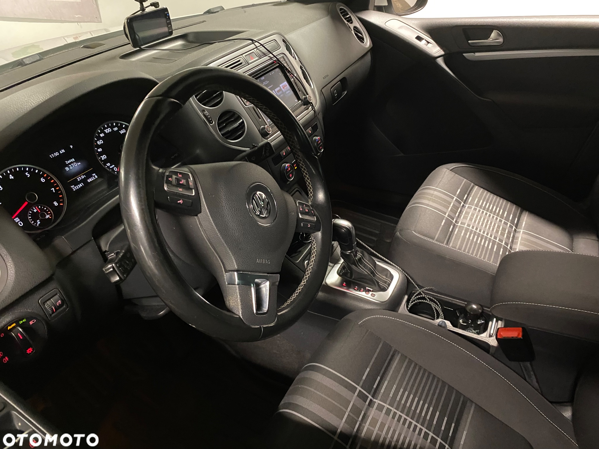 Volkswagen Tiguan 1.4 TSI DSG BlueMotion Technology Lounge Sport & Style - 6