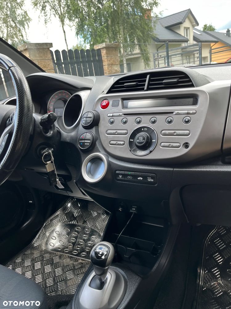 Honda Jazz 1.4 i-VTEC CVT Comfort - 17