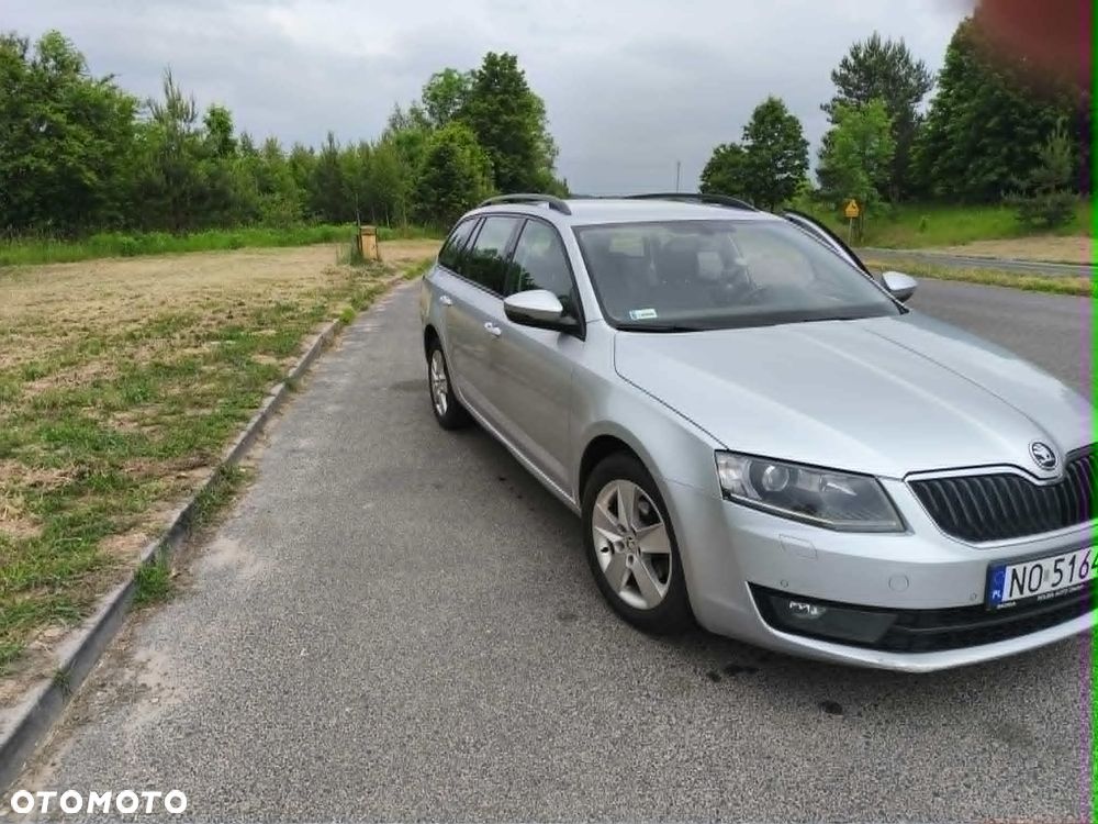 Skoda Octavia 1.6 TDI Style DSG - 19