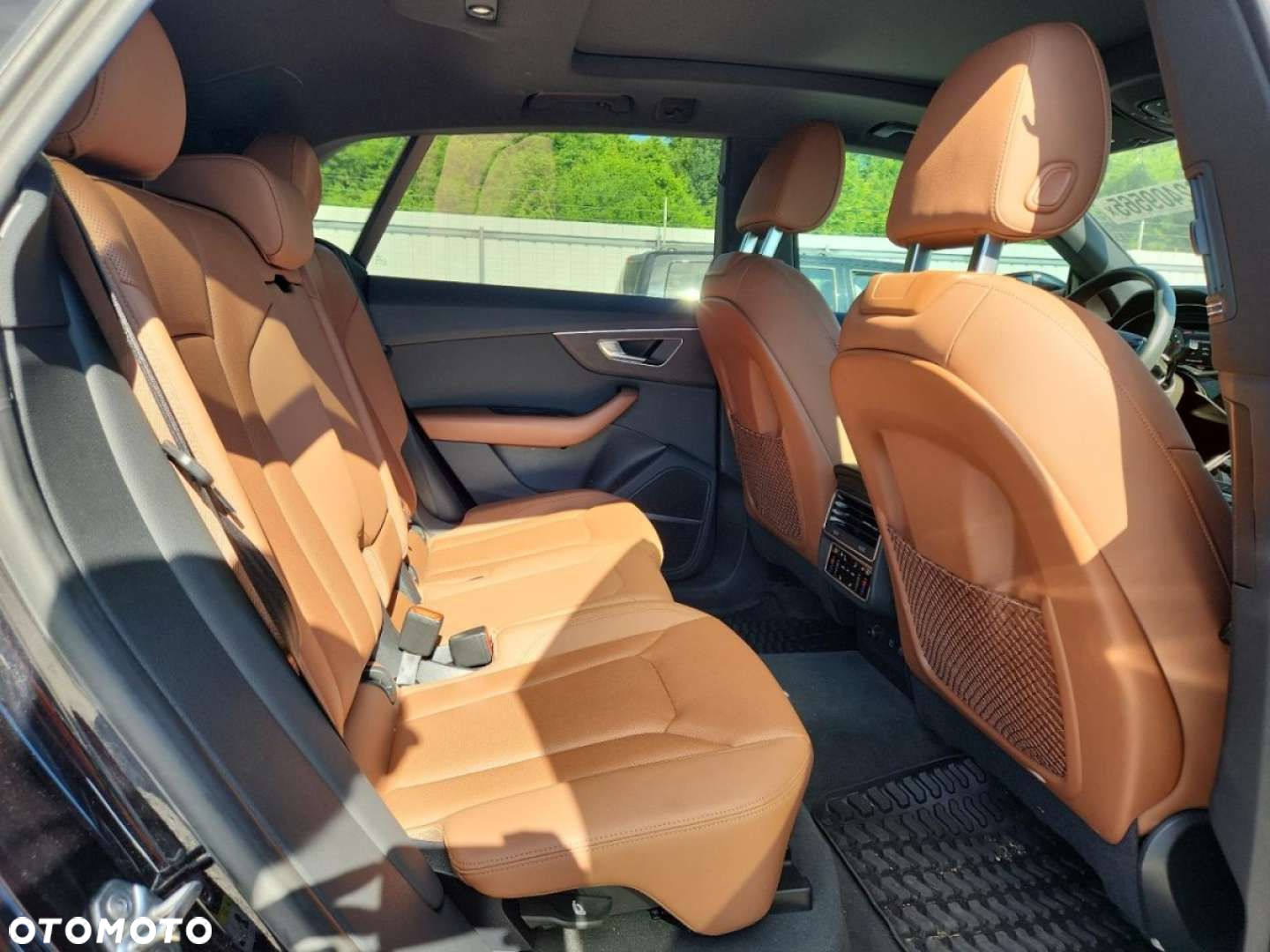 Audi Q8 - 9