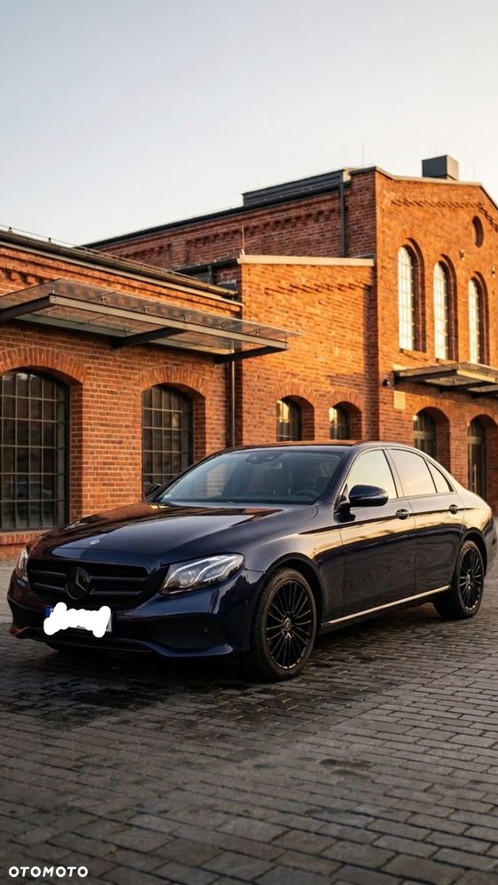 Mercedes-Benz Klasa E 220 d 4-Matic 9G-TRONIC - 1