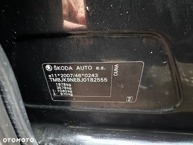 Skoda Octavia 2.0 TDI DSG RS - 15