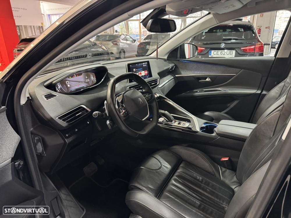Peugeot 5008 BlueHDI 130 EAT8 Allure - 26