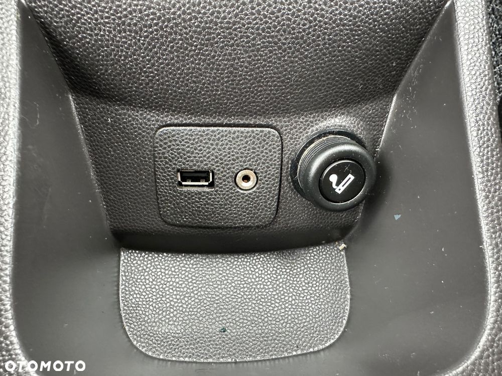 Ford Fiesta 1.0 EcoBoost Platinium X ASS - 26