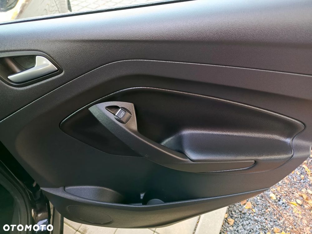 Ford Kuga 1.5 EcoBoost 2x4 Titanium - 22