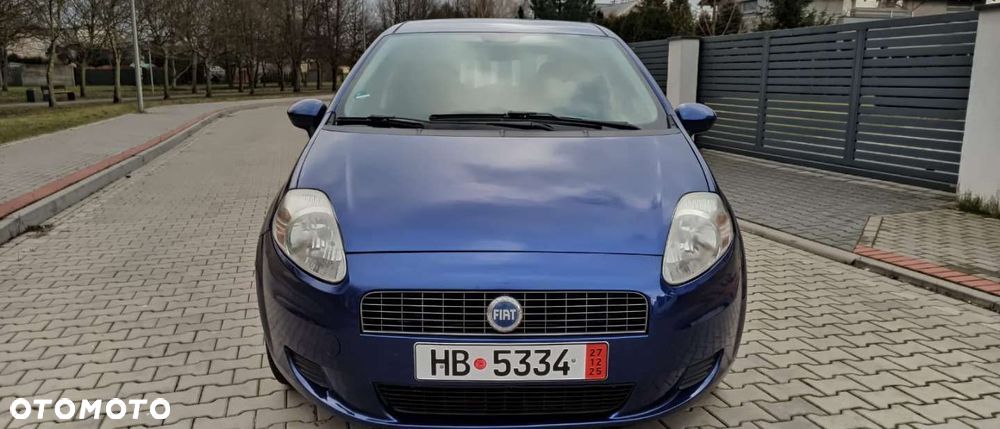 Fiat Punto 1.4 Estiva S&S - 11