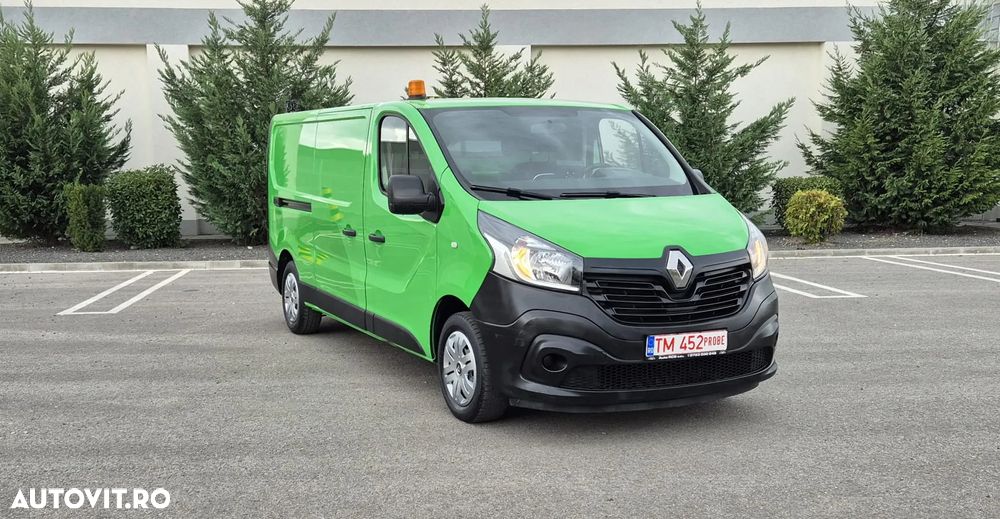 Renault Trafic - 2