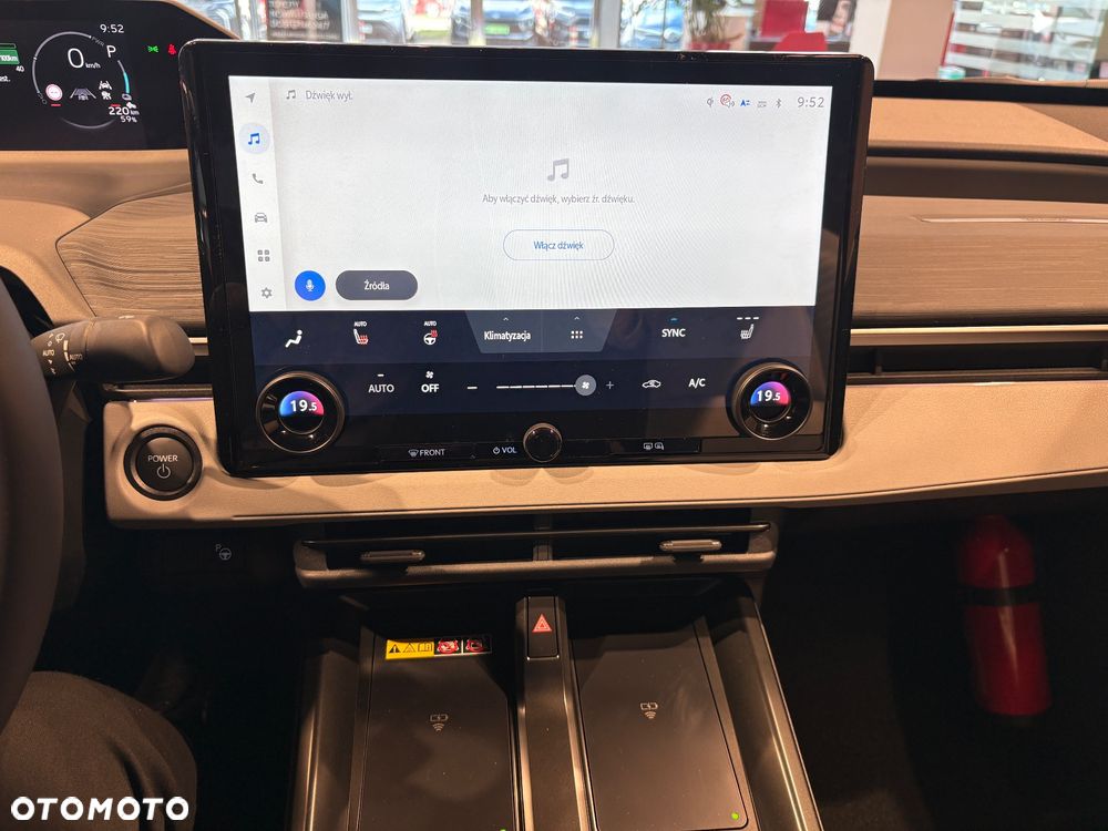 Toyota C-HR+ - 22
