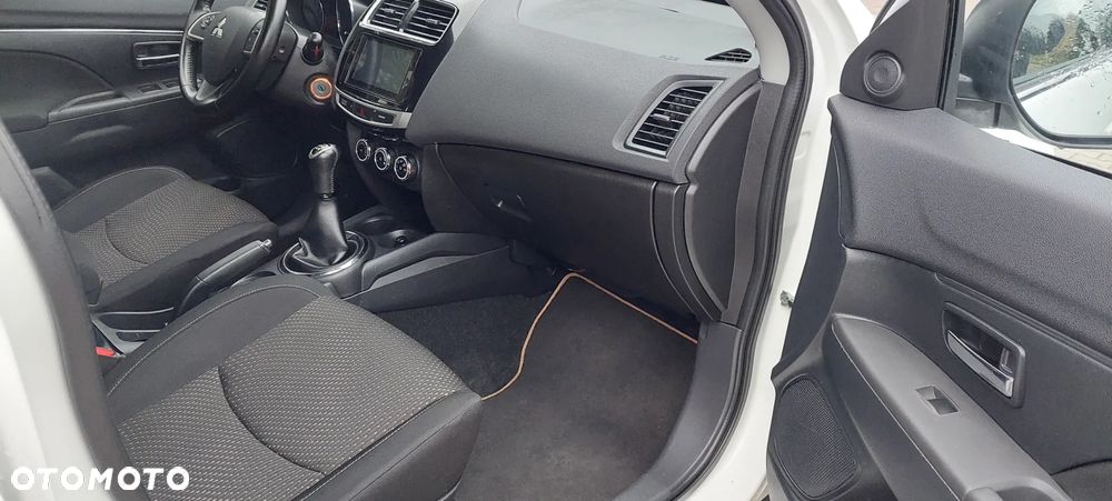 Mitsubishi ASX 1.6 2WD Diamant Edition - 11