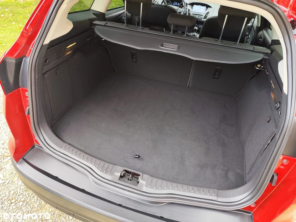 Ford Focus Turnier 1.5 EcoBlue Start-Stopp-System TITANIUM - 35