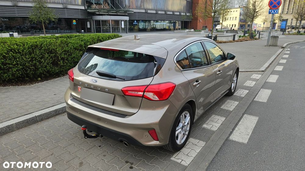 Ford Focus 1.0 EcoBoost Trend Edition Business - 11