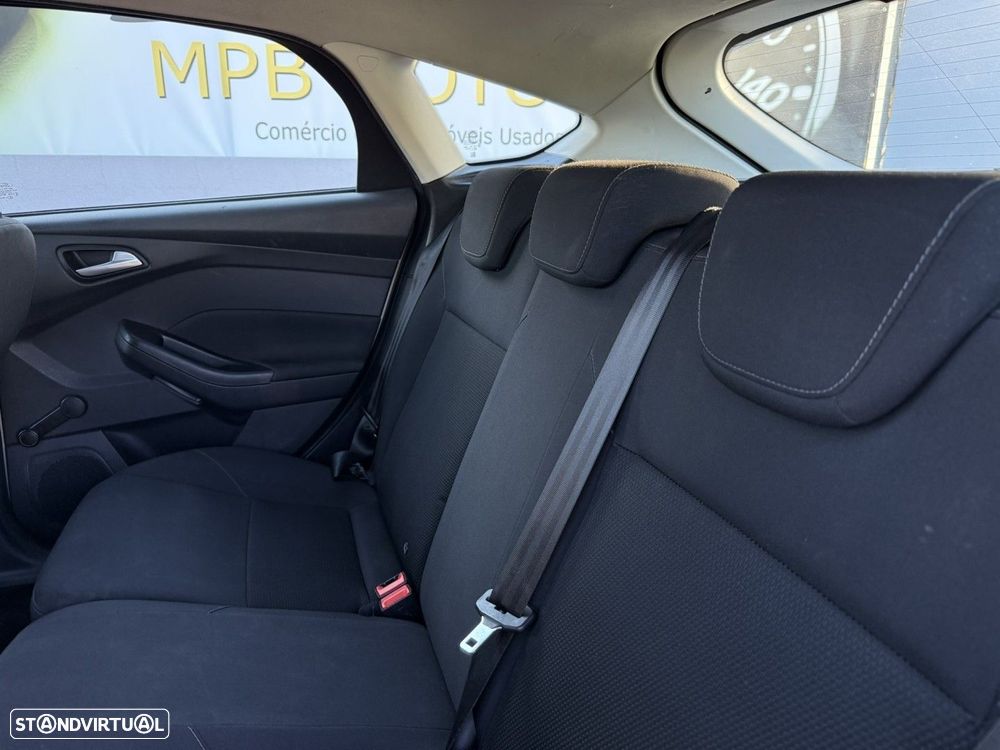 Ford Focus 1.0 EcoBoost S&S COOL&CONNECT DESIGN - 15