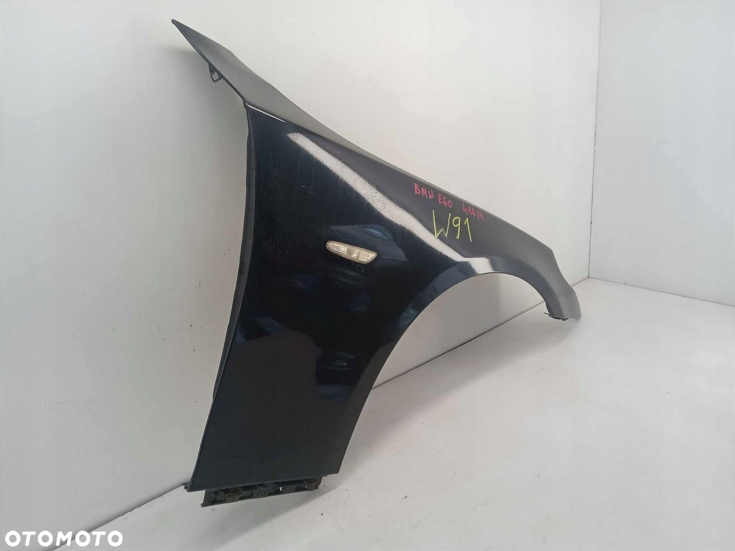 BŁOTNIK PRAWY PRZEDNI BMW 5 E60 E61 03-10 416/9 - 2