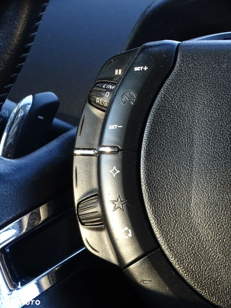 Citroën C4 Picasso 1.6 HDi FAP EGS6 Exclusive - 16