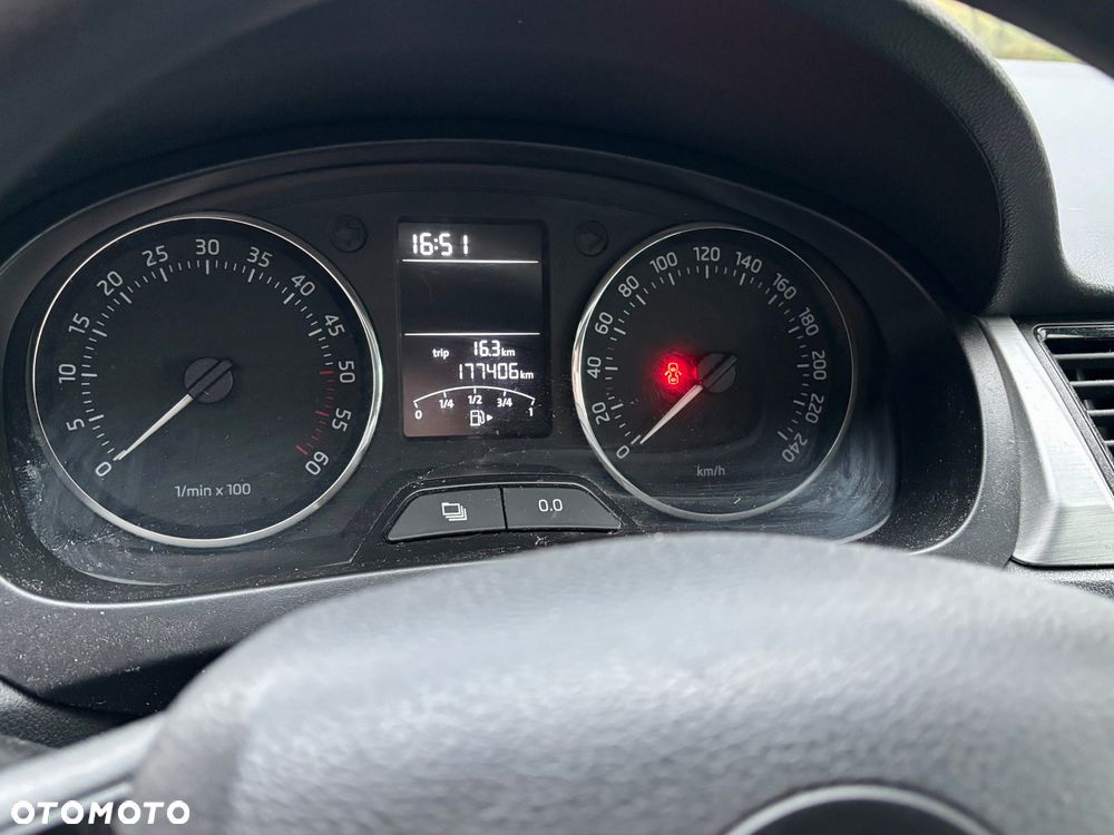 Skoda RAPID 1.6 TDI DPF Active - 5
