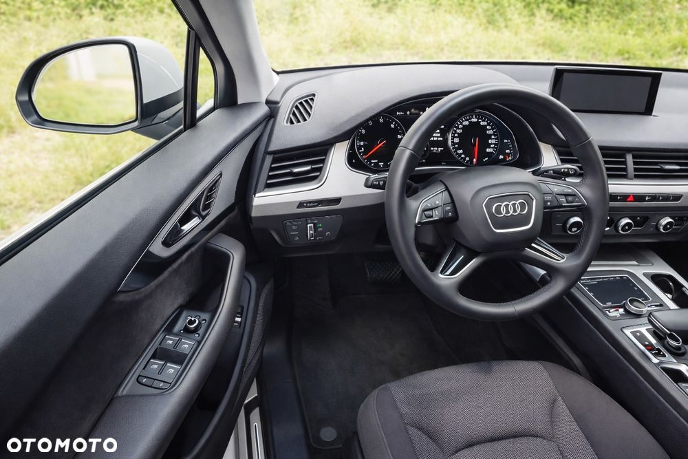 Audi Q7 - 6