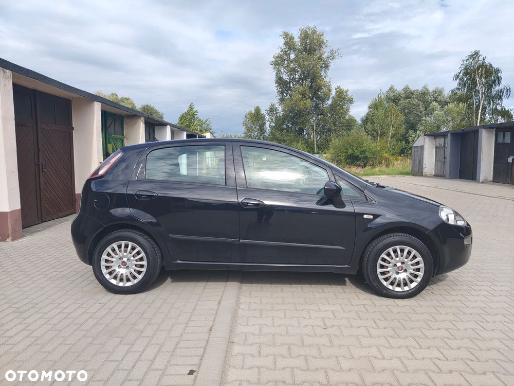 Fiat Punto 1.4 Easy S&S - 28
