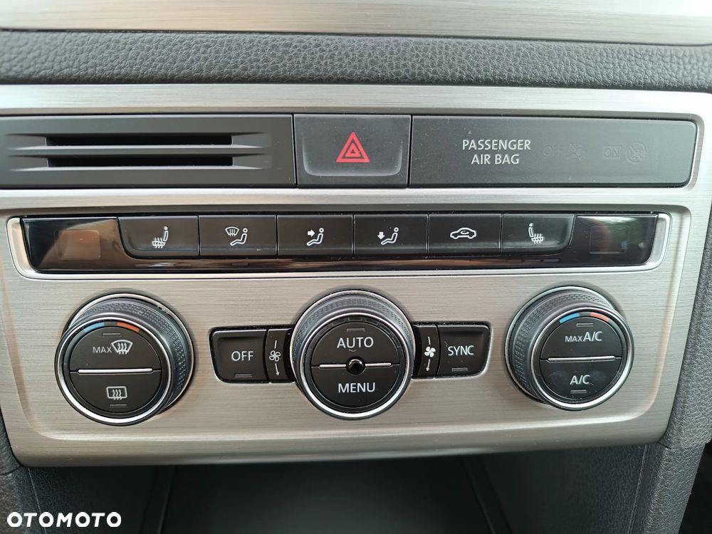 Volkswagen Golf Sportsvan SV 1.4 TSI BMT Comfortline - 6