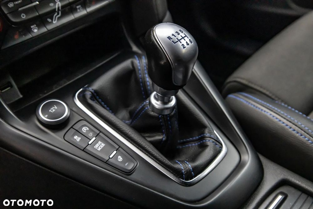 Ford Focus - 24