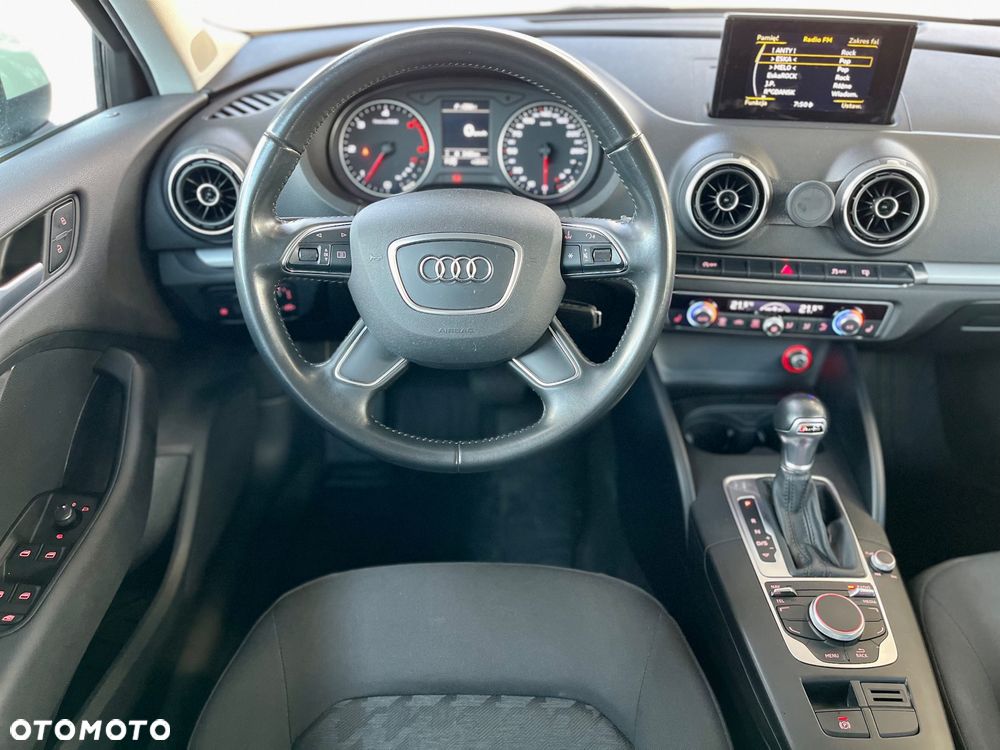 Audi A3 Sportback - 17
