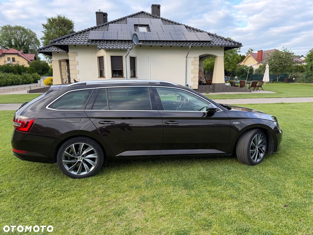 Skoda Superb 2.0 TDI 4x4 L&K DSG - 4