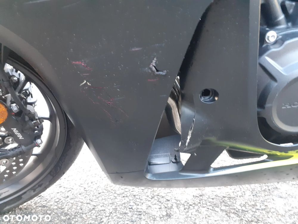 Honda CBR - 18