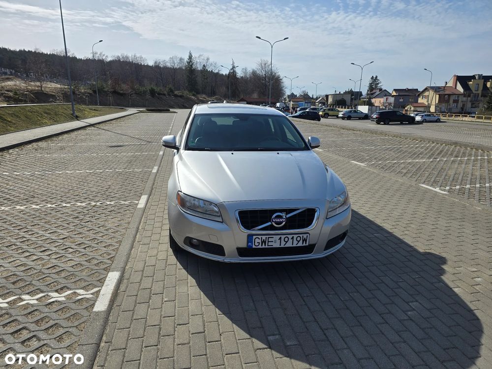 Volvo V70 - 8