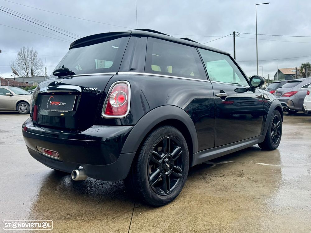MINI 3 Portas Cooper D - 10