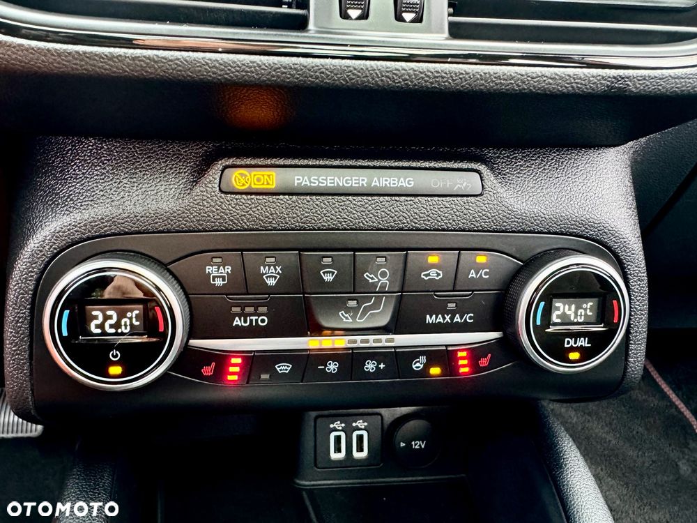 Ford Focus 1.5 EcoBoost STart-Stopp-System ST-LINE - 36