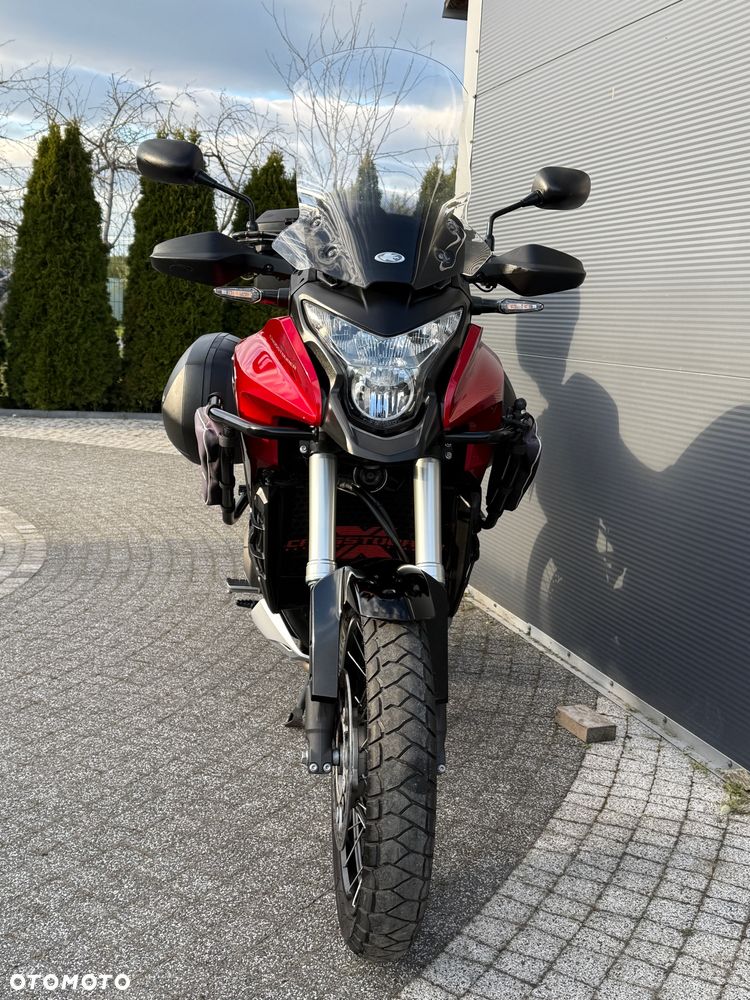 Honda VFR - 12