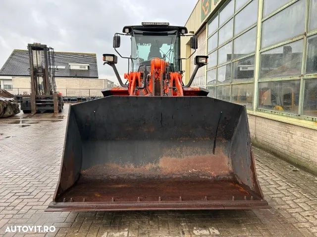 Hitachi ZW 180-6 - 6