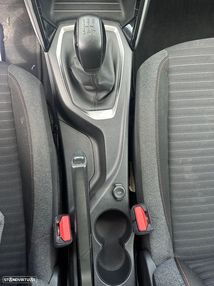Peugeot 208 1.2 PureTech Active - 8