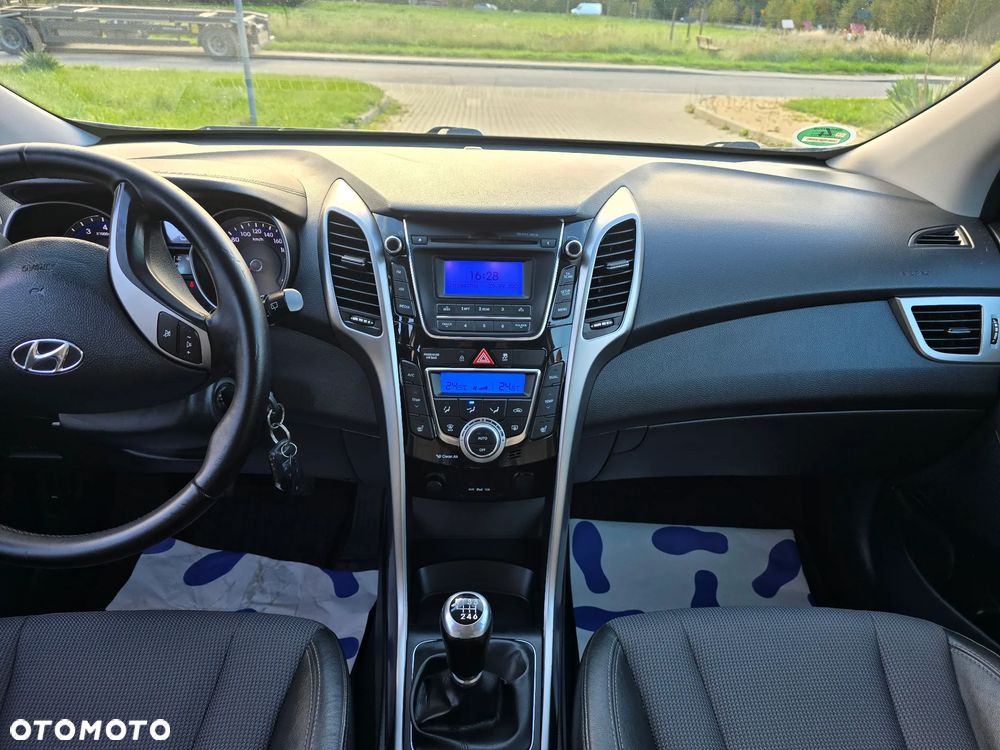 Hyundai i30 1.4 Premium - 24