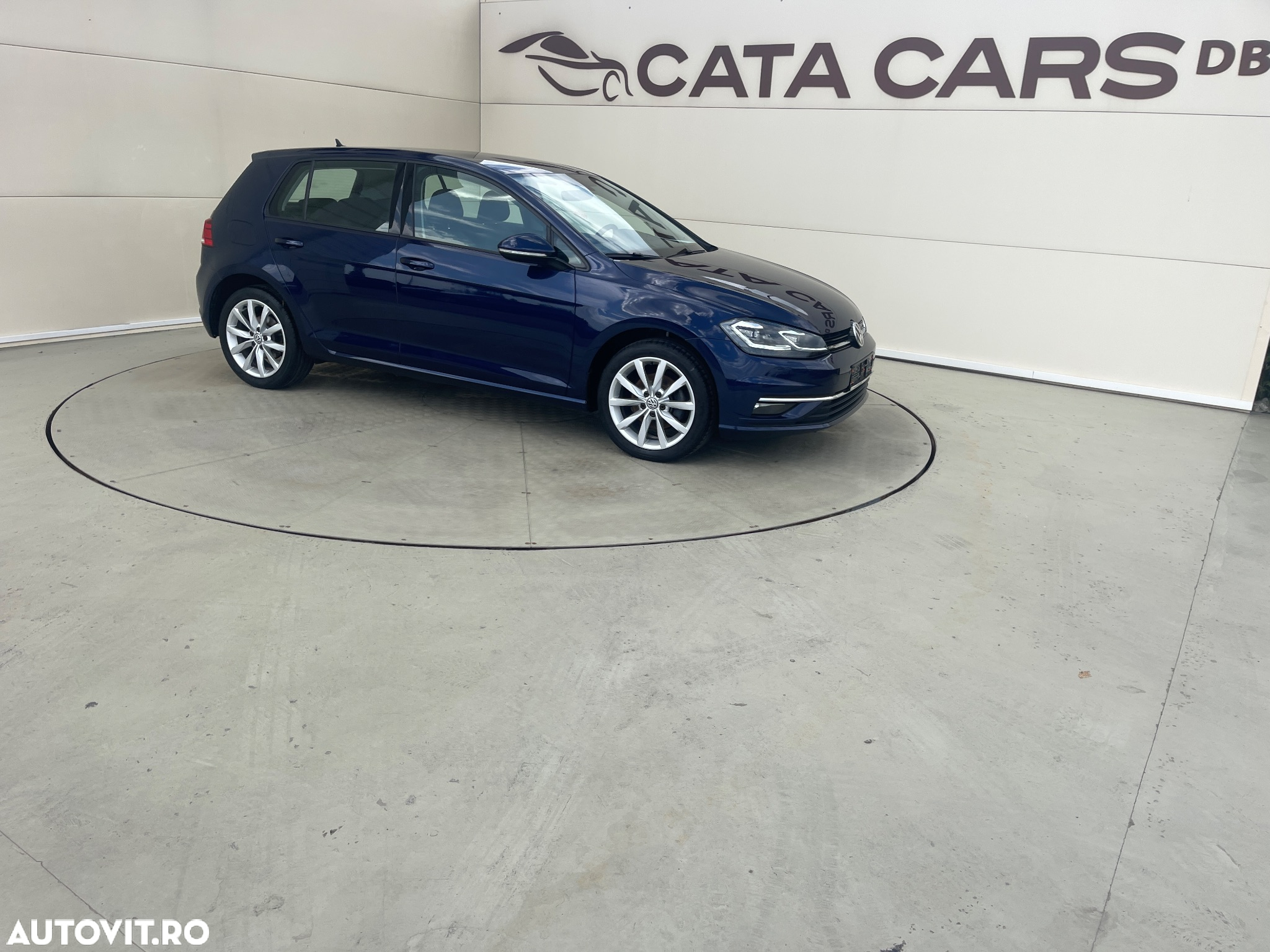Volkswagen Golf 2.0 TDI (BlueMotion Technology) Highline - 19
