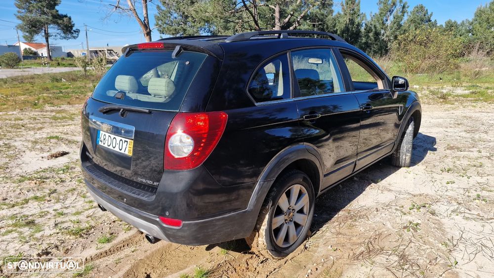 Chevrolet Captiva 2.0 VCDi LT 7L - 27
